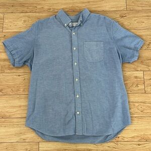Gap- Mens Button Down Tee